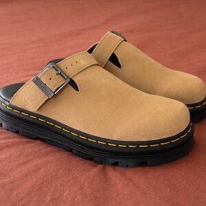 NEW Dr. Martens ZebZag Mule